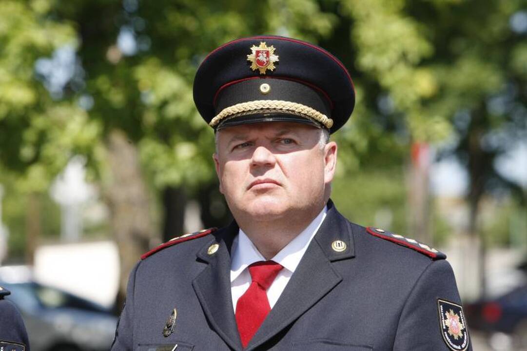 Klaipėdoje apdovanoti durpyno gaisro gesinime pasižymėję ugniagesiai
