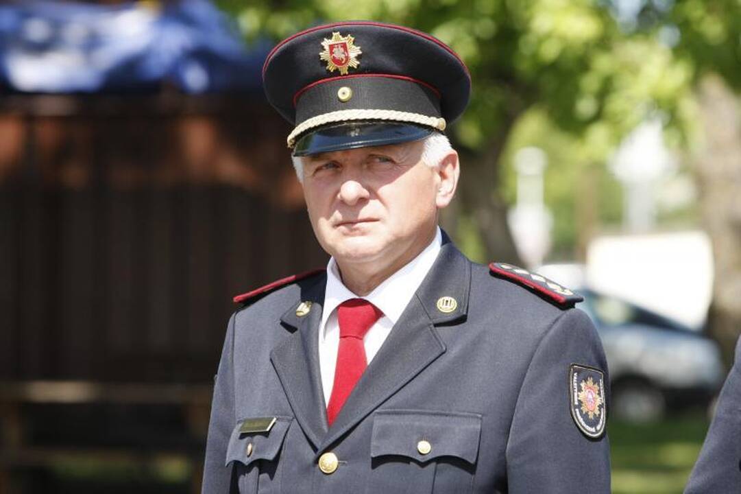 Klaipėdoje apdovanoti durpyno gaisro gesinime pasižymėję ugniagesiai