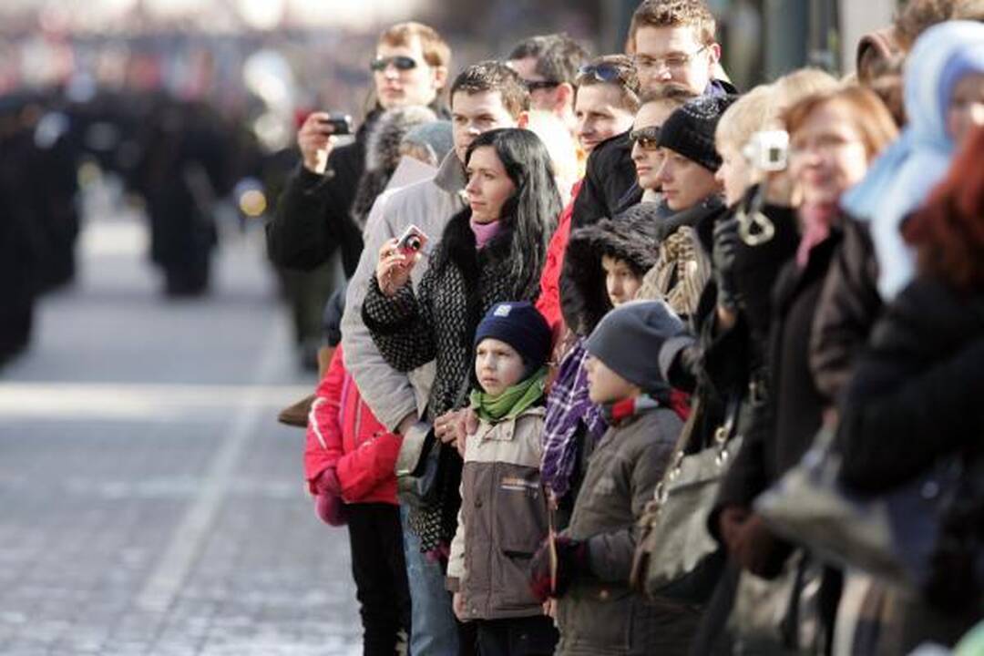 Gedimino prospektą užtvindė Kovo 11-osios minėjimo dalyviai