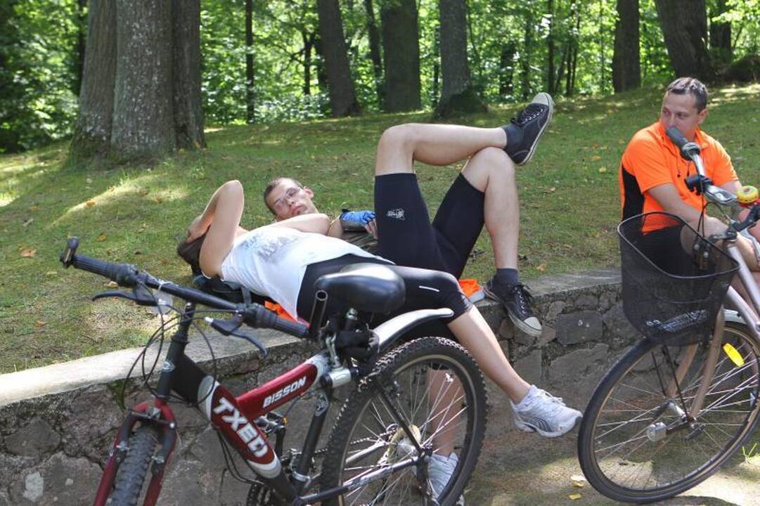 Dviračių entuziastai     tyrinėjo Vilnių