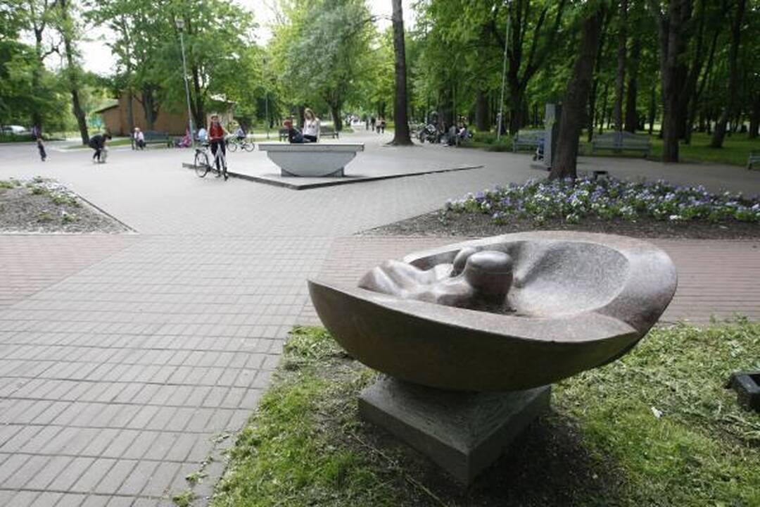 Skulptūrų parke – dėmesys istorijai 