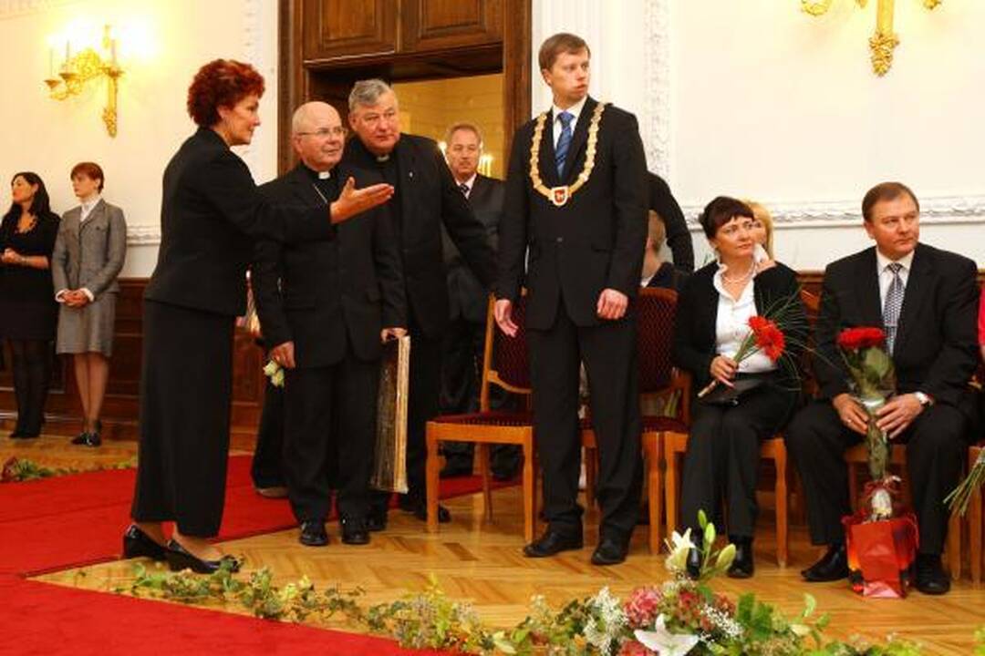 Rotušėje tuokėsi jos šeimininkas