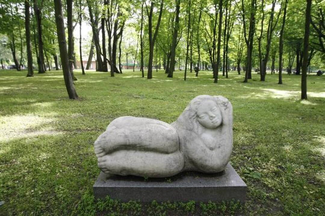 Skulptūrų parke – dėmesys istorijai 