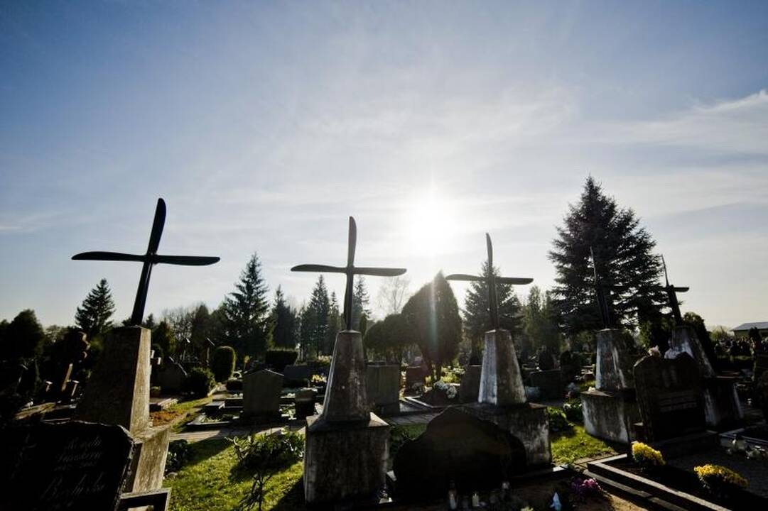 Kapinėse žmonės bendravo su gyvaisiais ir mirusiaisiais
