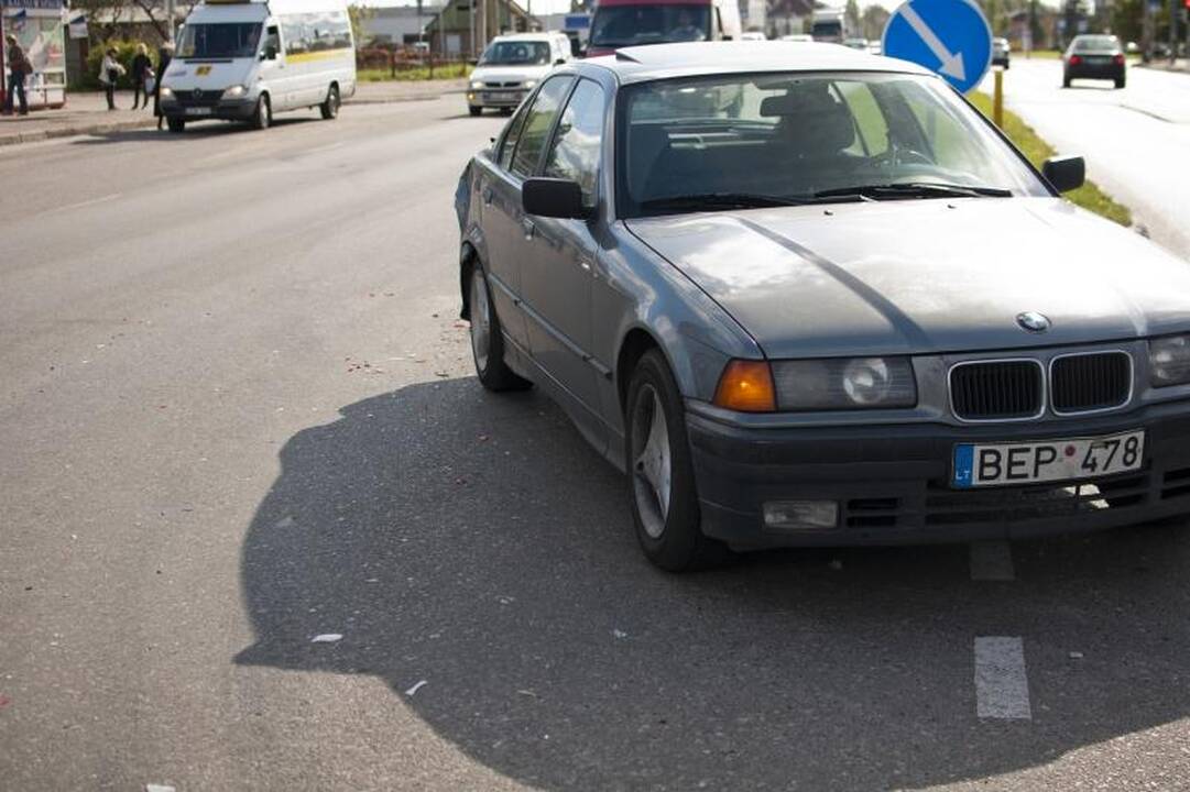 Seimo narys P.Gražulis sukėlė avariją, bet žmona jo nebars