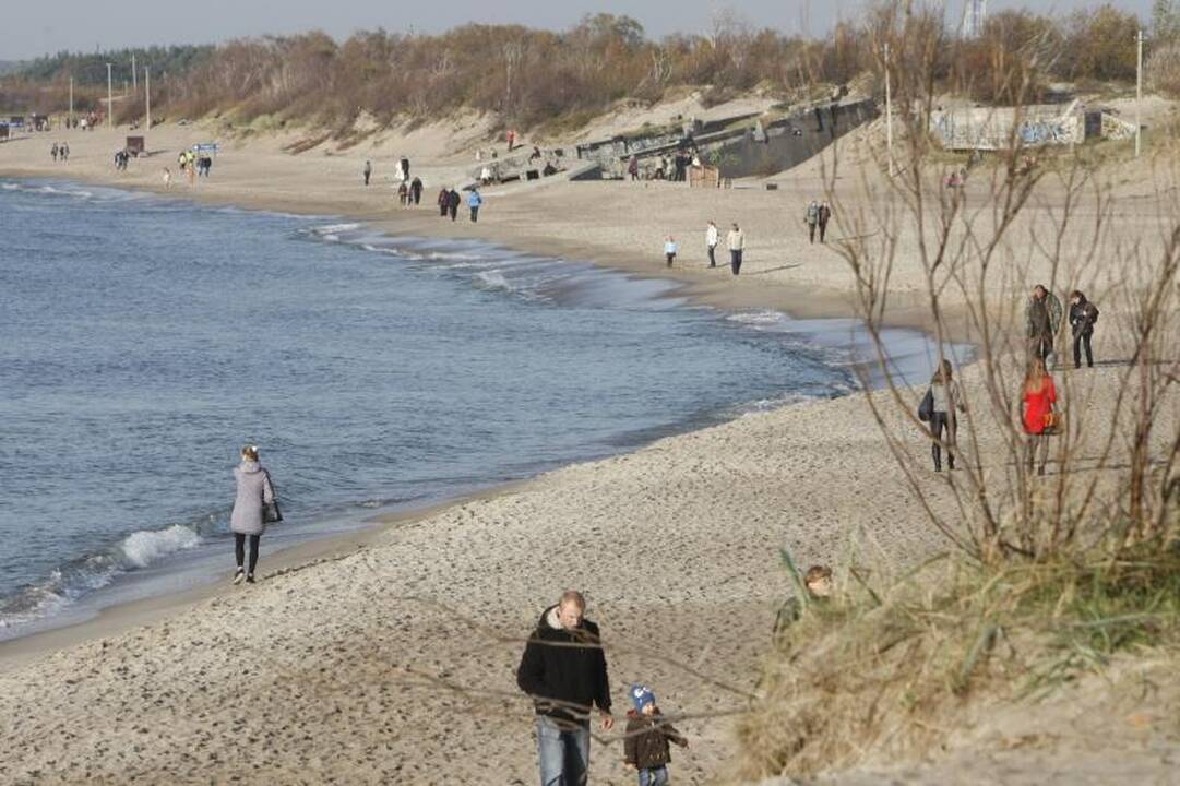 Saulė ir šiluma klaipėdiečius viliojo prie jūros