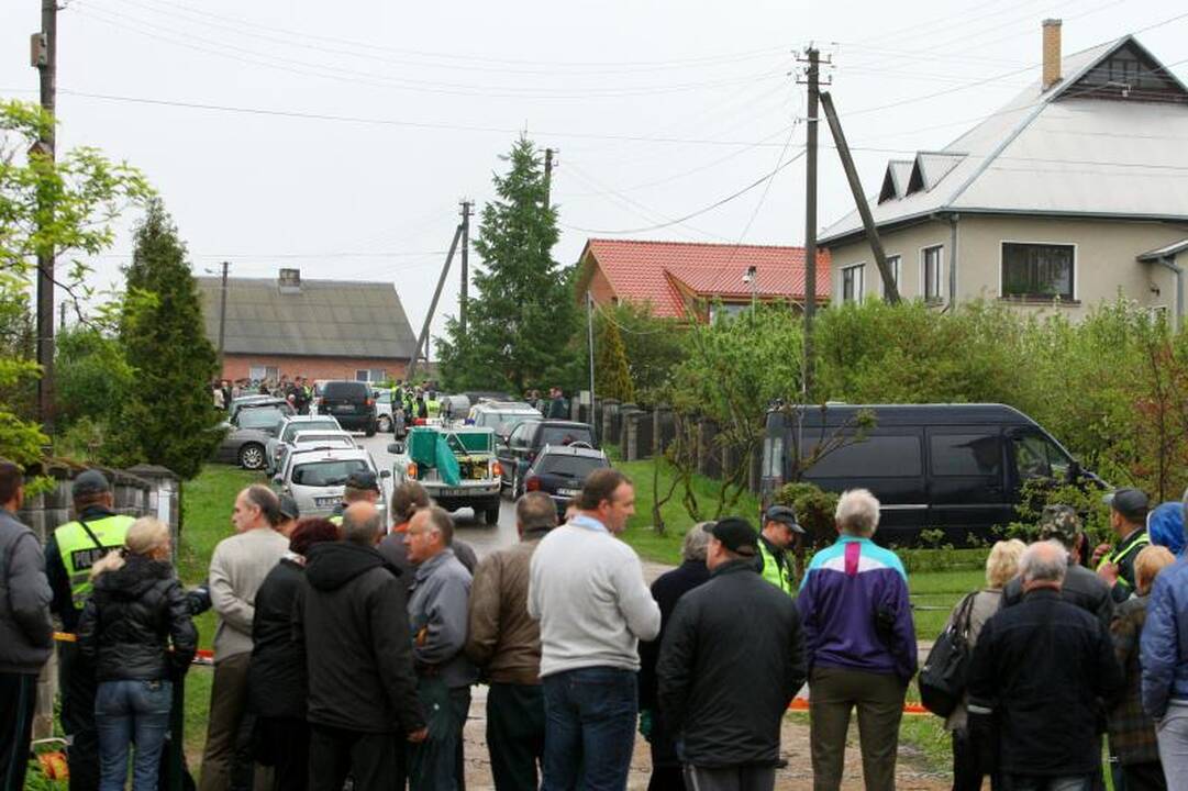 Garliavos šturmo metinės: Kedžių namo kieme pasodinta liepaitė