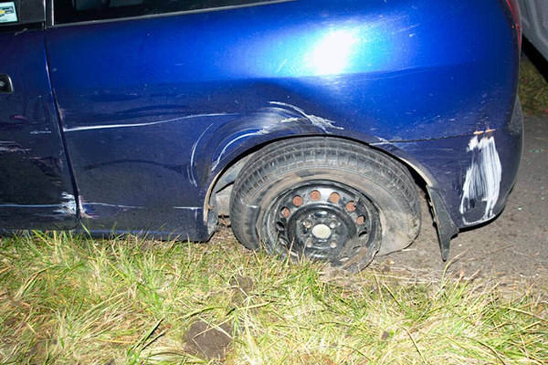 Vilniuje vilkikas taranavo moters vairuojamą automobilį