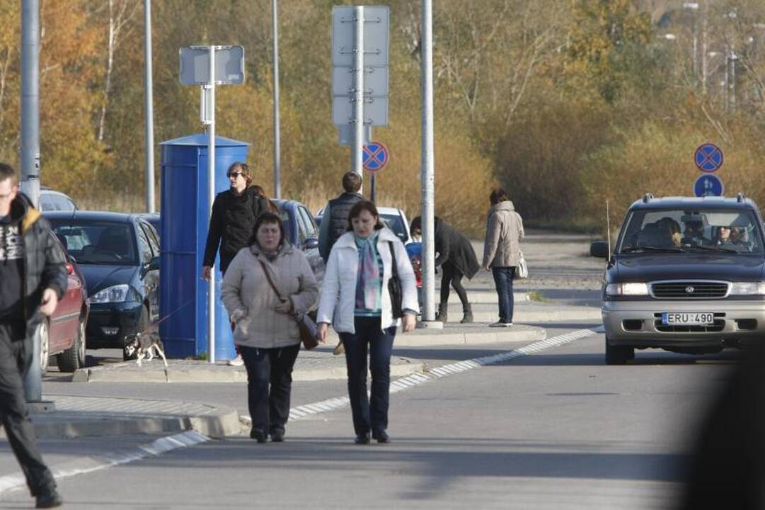 Saulė ir šiluma klaipėdiečius viliojo prie jūros