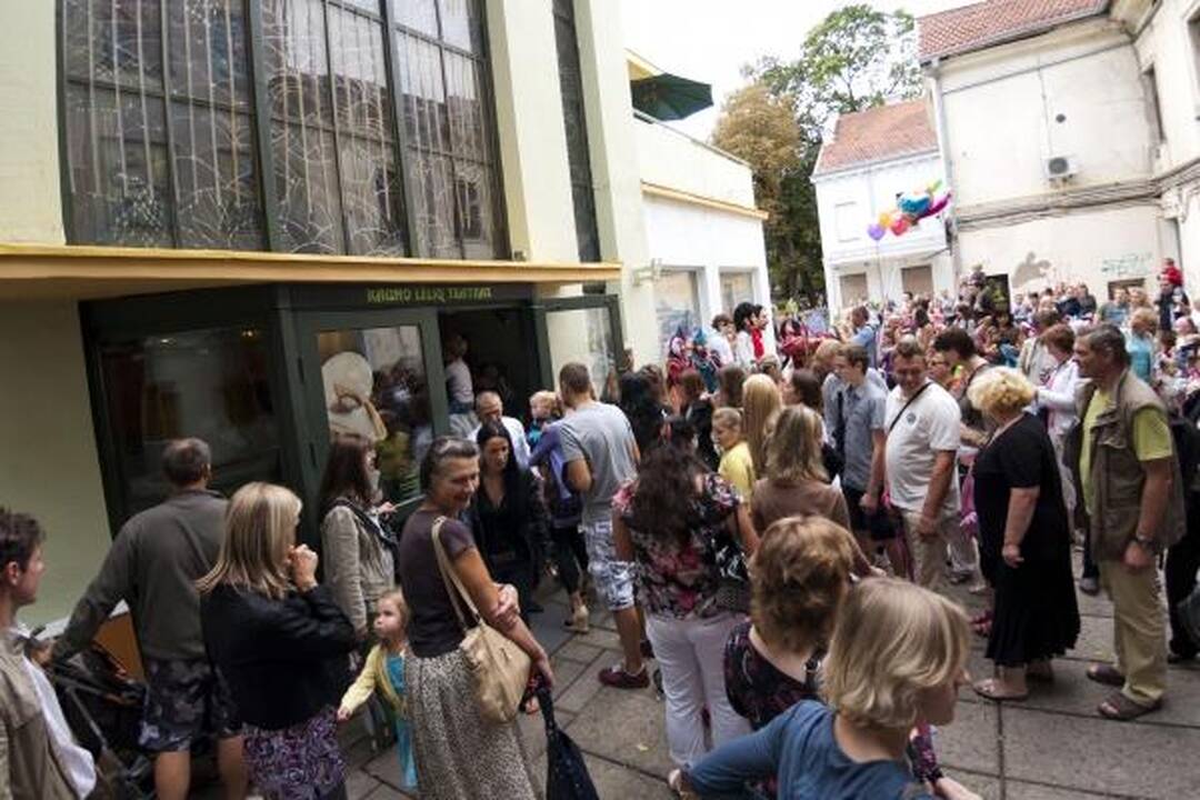 Lėlių teatro sezono atidarymas – pagal avarinį planą