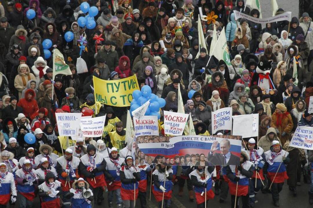Maskvoje vyksta akcijos Vladimirui Putinui remti