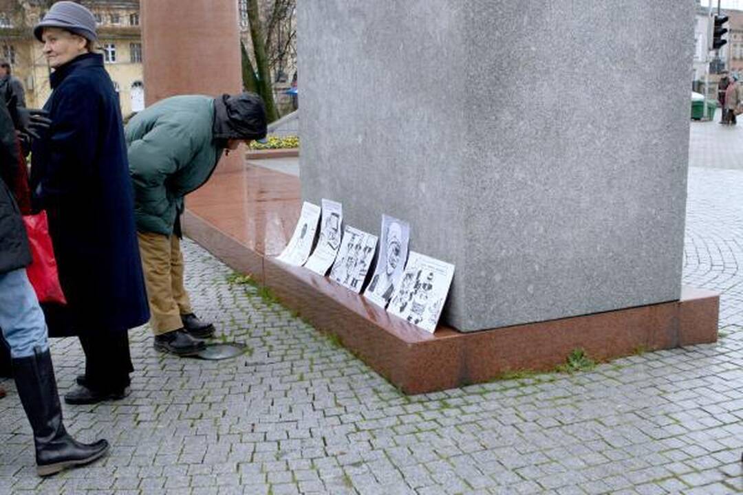 Piketuotojai Klaipėdoje koneveikė teismus ir būsimą gamyklą