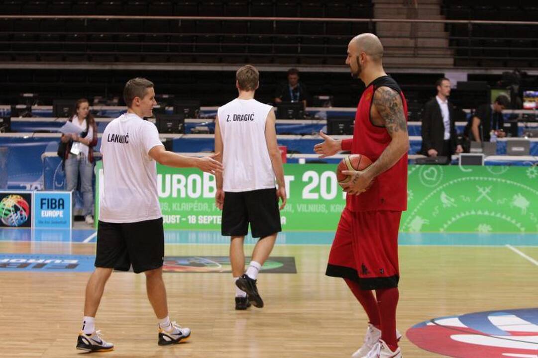 Prieš dvikovą su Europos čempionais slovėnai baltos vėliavos nekelia
