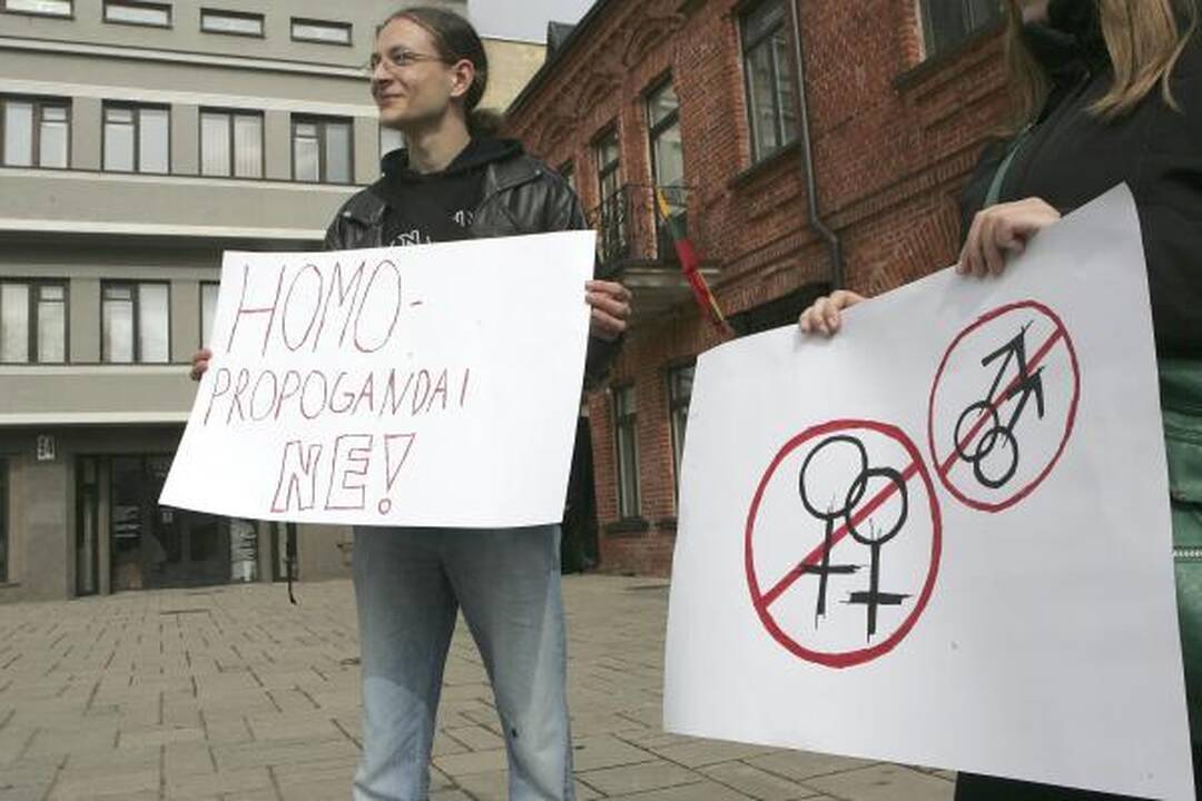 Protestas prieš gėjų eitynes Kaune vyko tyliai