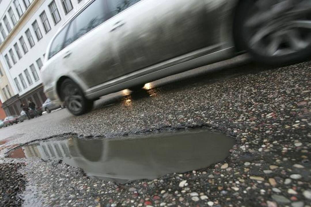 Užfiksuok duobę ir parodyk kitiems (papildyta)