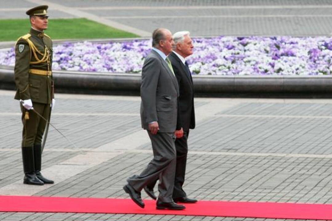 Ispanijos karalius pasveikintas „Viva Rei!“