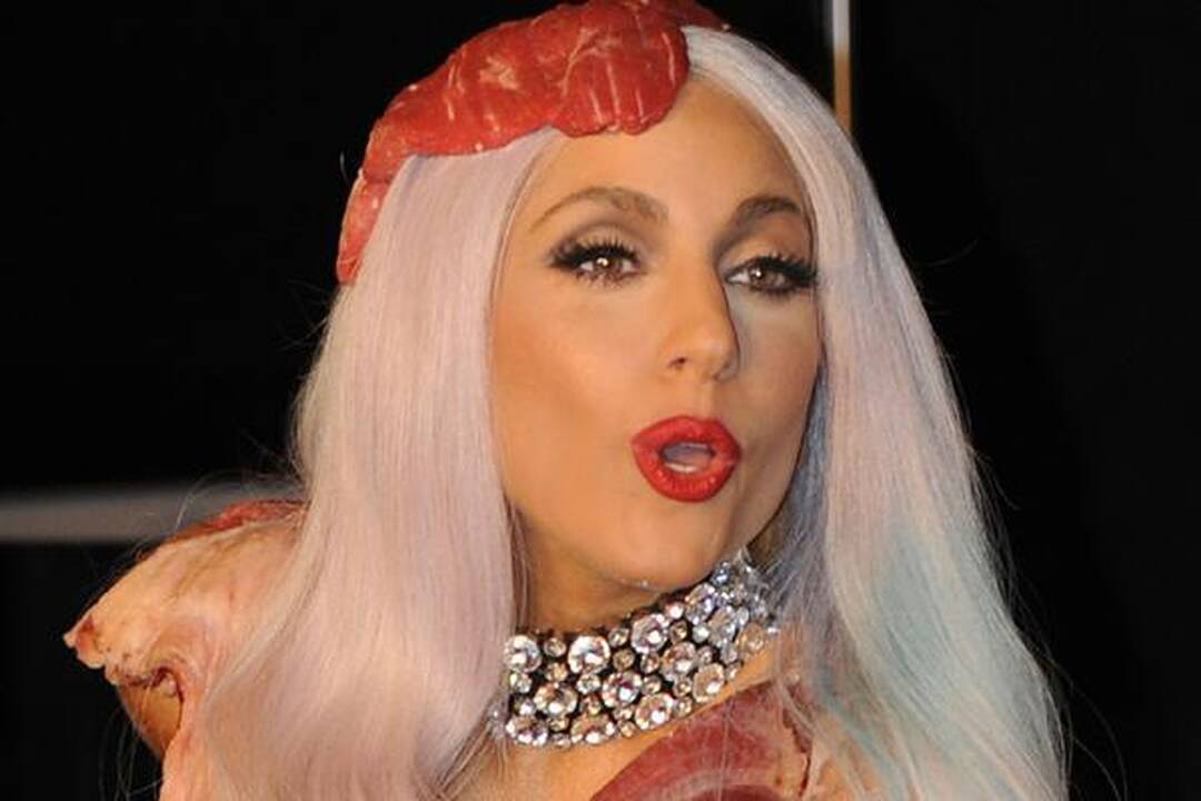 Lady Gaga tvirtina "nesanti mėsos gabalas"