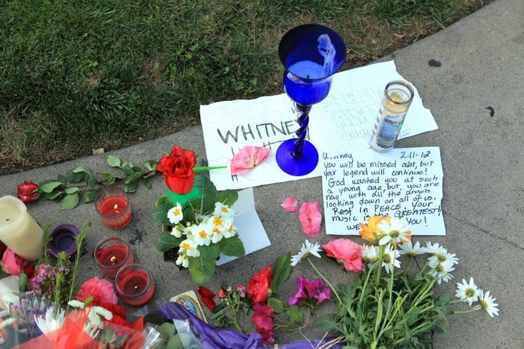 Whitney Houston palaikai atvežti į jos gimtąją valstiją