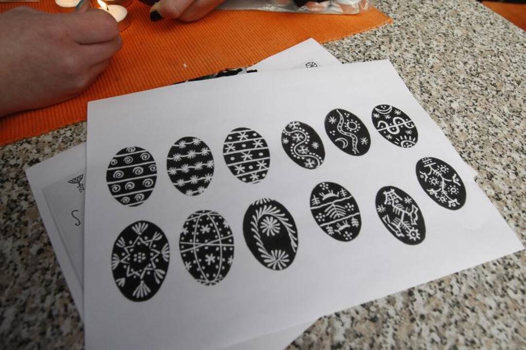Palangoje – kiaušinių marginimo pamokos  