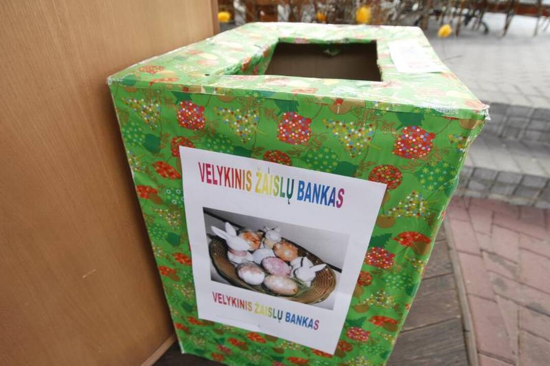 Palangoje – kiaušinių marginimo pamokos  