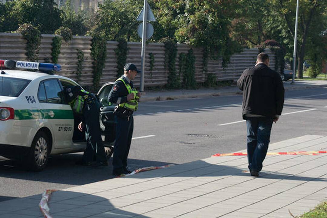 Sostinėje apiplėštas „Aukso rūmų“ direktorius