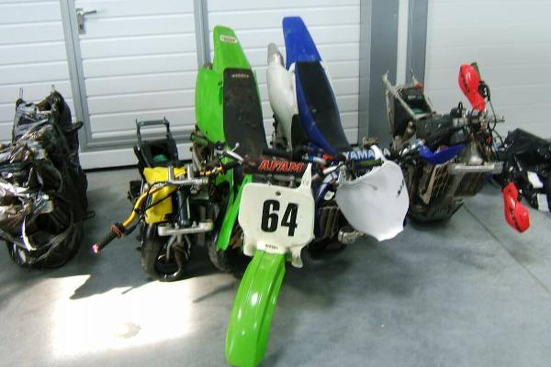 Klaipėdoje sulaikytas vogtų motociklų krovinys