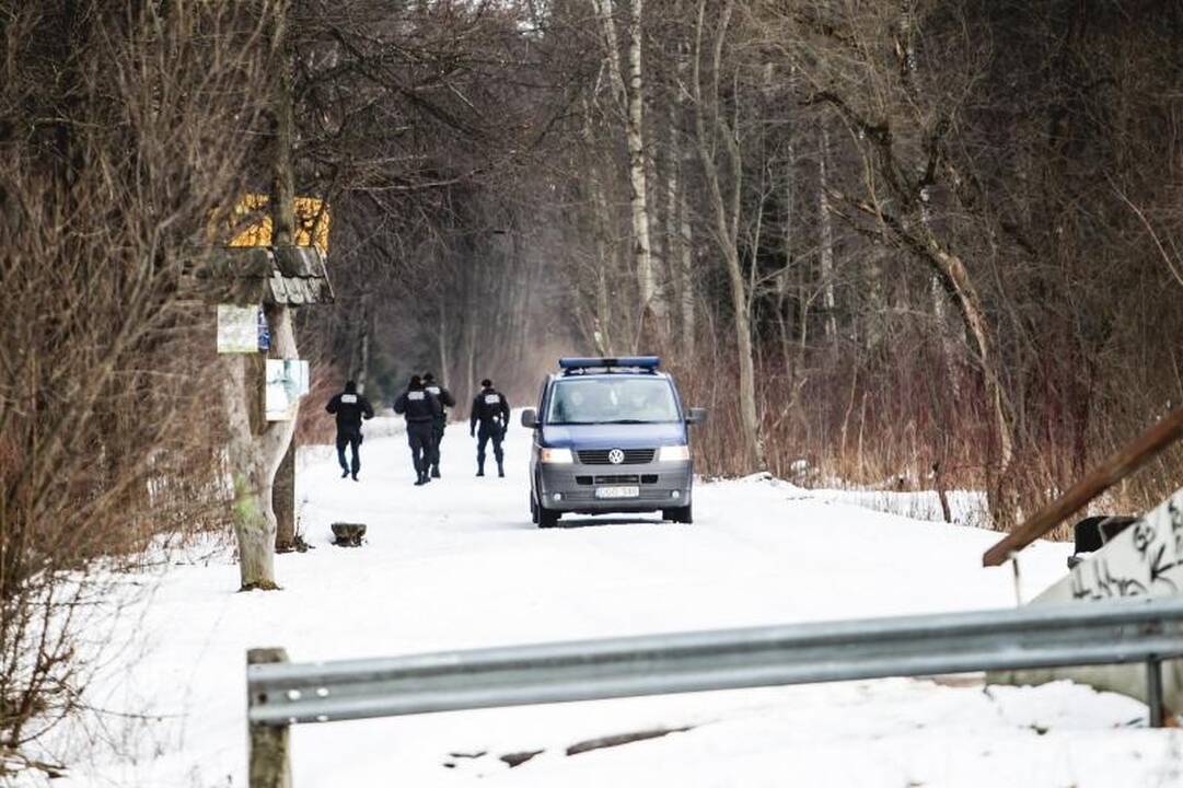 Su šautuvu dingęs Kauno chirurgo sūnus – dar nerastas 