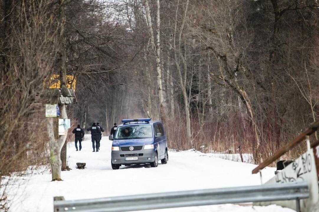 Su šautuvu dingęs Kauno chirurgo sūnus – dar nerastas 
