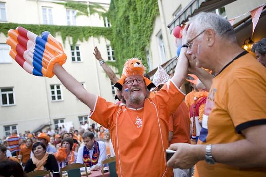 Vuvuzelos neprišaukė pergalės - "Vasaros terasoje" liejosi olandų apmaudas