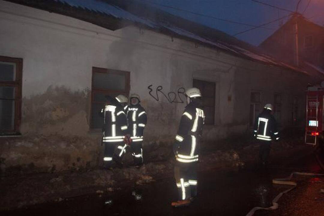 Šįryt liepsnojo namas Paupio gatvėje Vilniuje