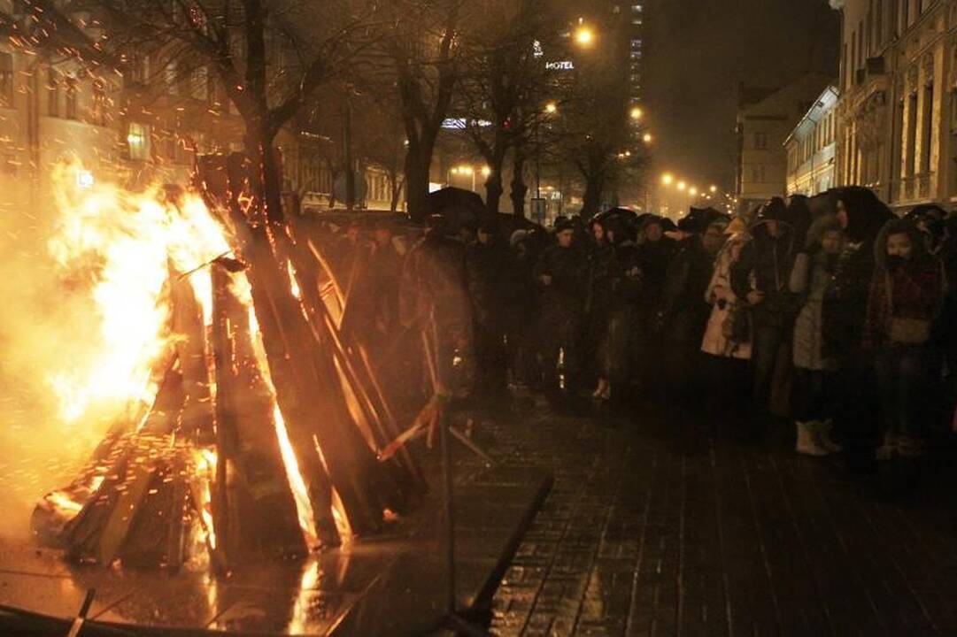 Klaipėdoje liepsnojo laužai, skirti Sausio 13-ajai 