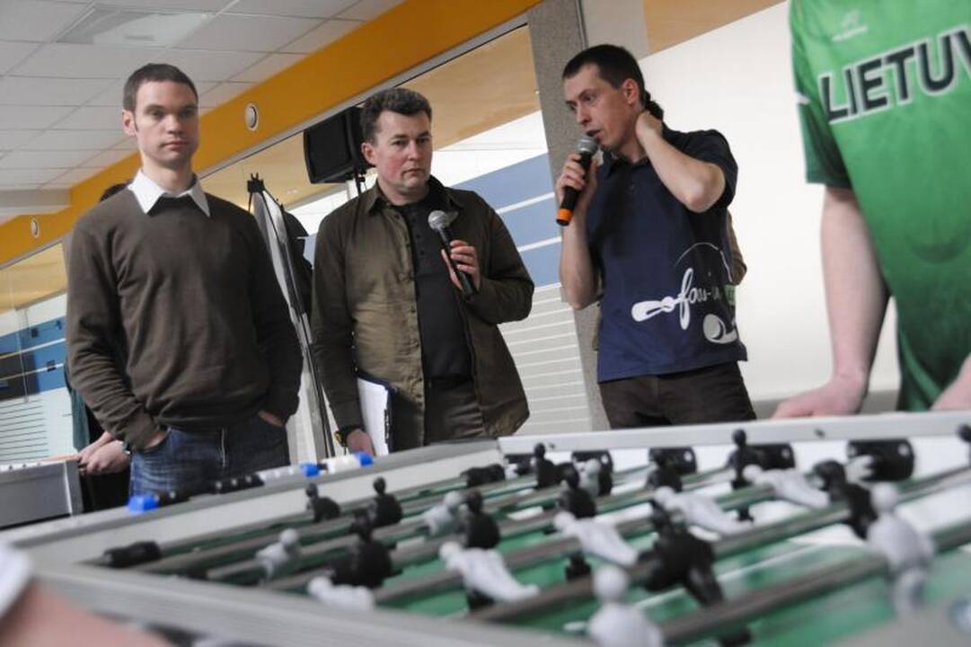 LRT darbuotojams - nemokamos Lietuvos stalo futbolo rinktinės pamokos