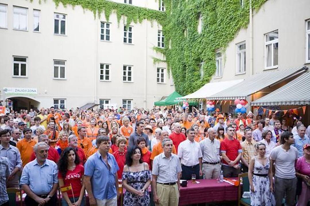 Vuvuzelos neprišaukė pergalės - "Vasaros terasoje" liejosi olandų apmaudas