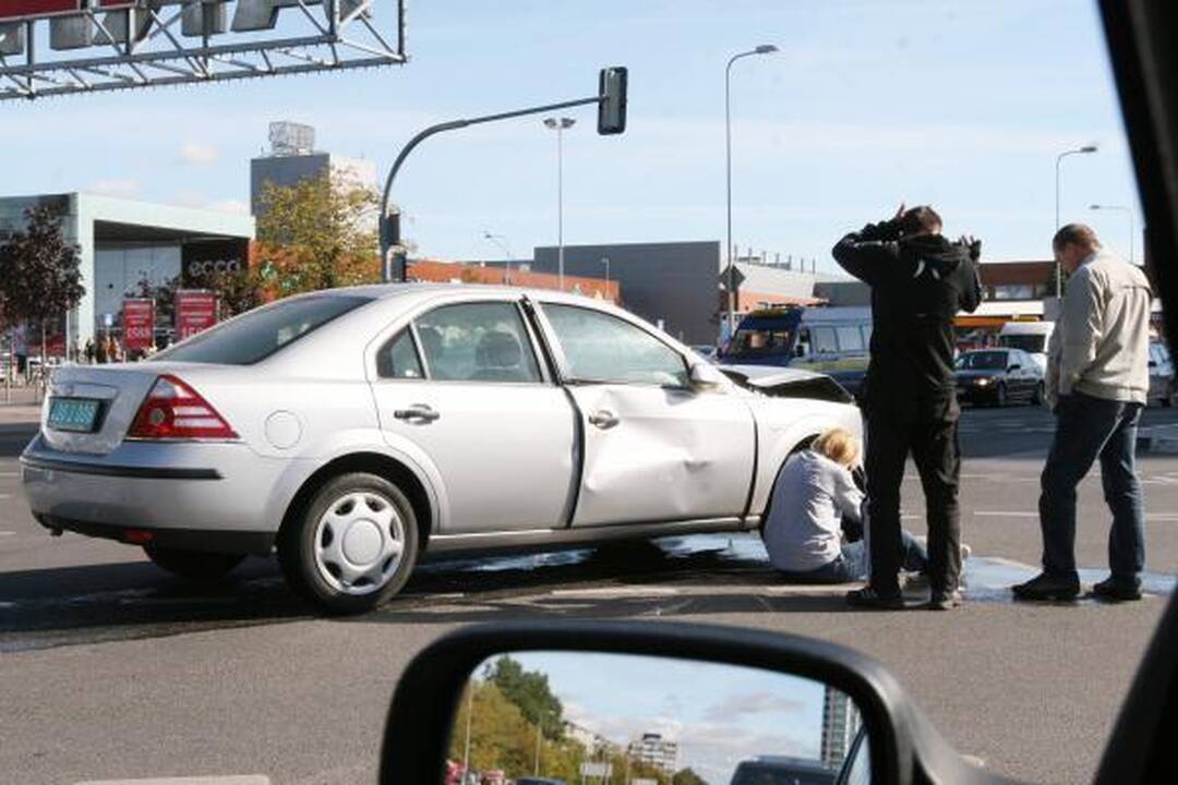 Klaipėdoje į avariją pateko Rusijos konsulato automobilis 