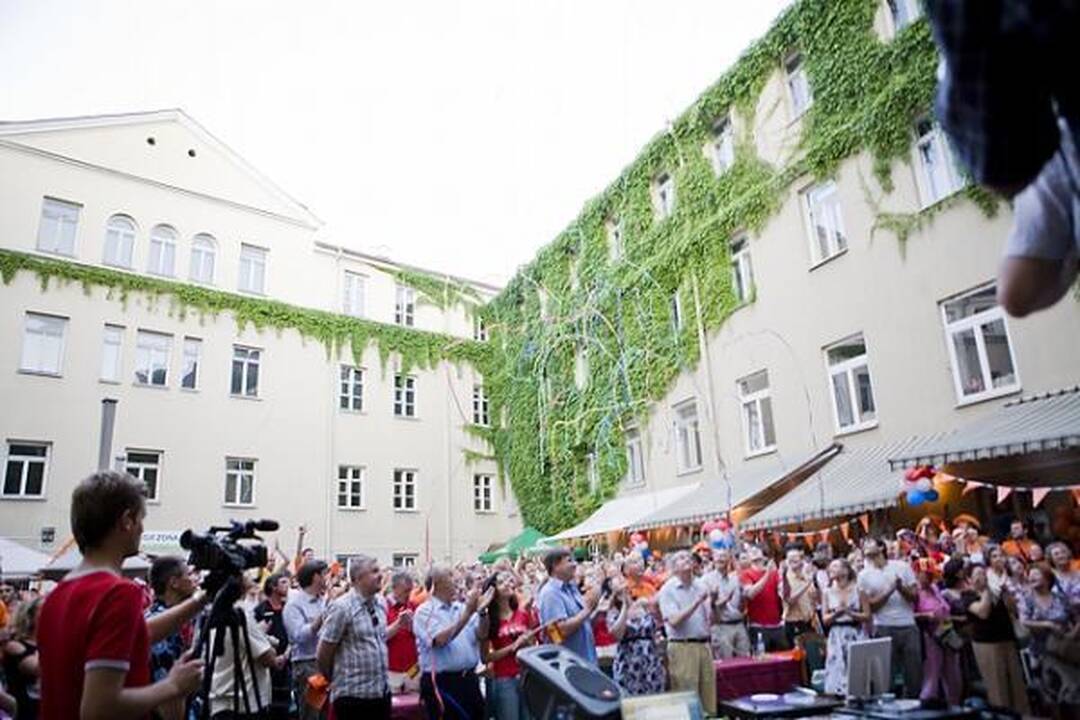 Vuvuzelos neprišaukė pergalės - "Vasaros terasoje" liejosi olandų apmaudas