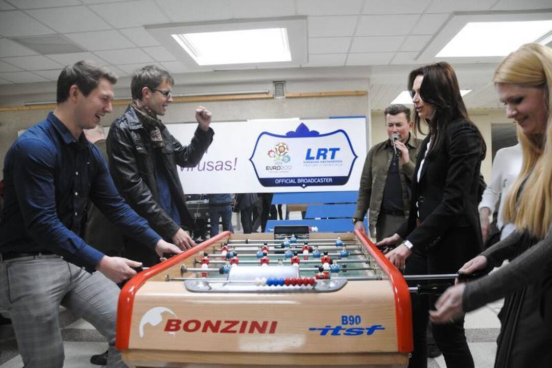LRT darbuotojams - nemokamos Lietuvos stalo futbolo rinktinės pamokos