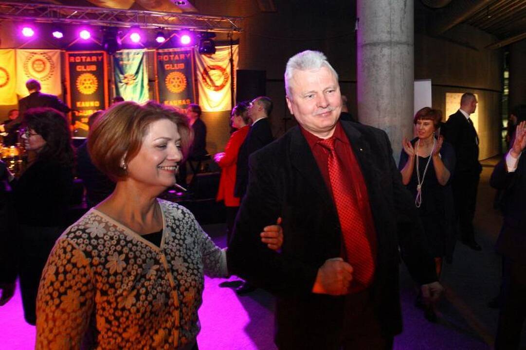 Kauno Rotary klubai ir šventė, ir aukojo