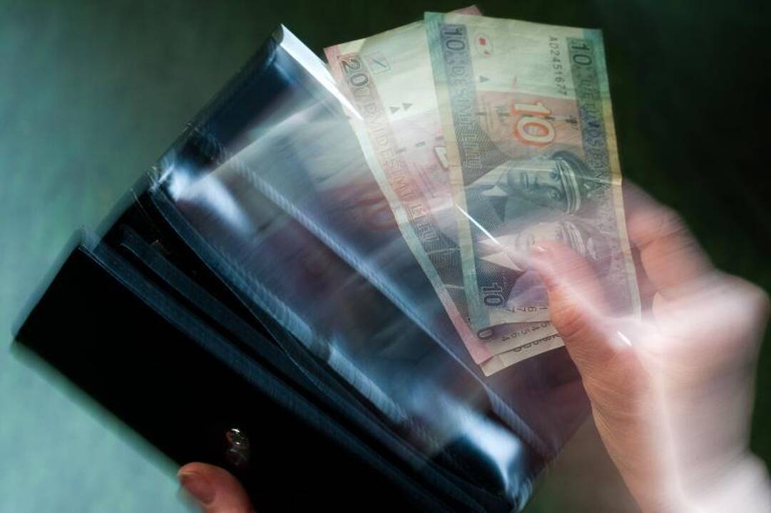 Buhalterė apmovė bendrovę ir pasisavino per 80 tūkst. litų 