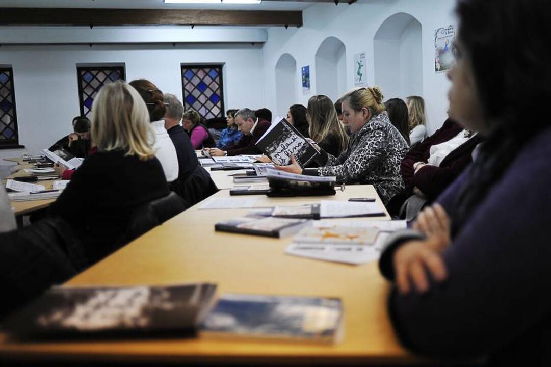 Filmavimo aikštelėje pluša Kauno pedagogai