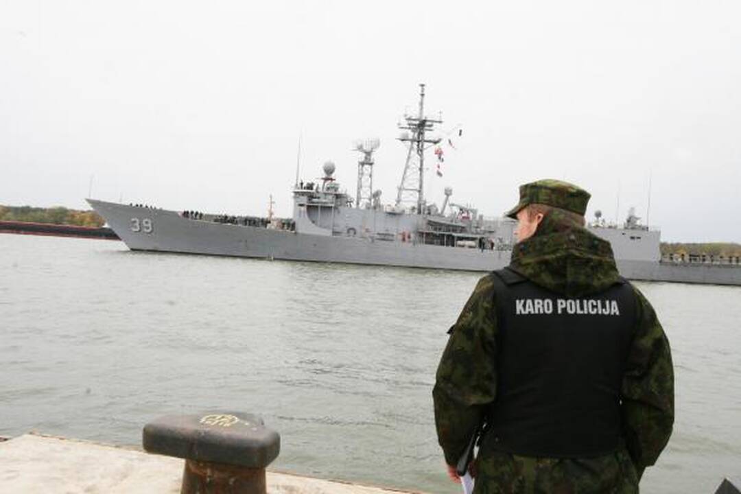 Klaipėdoje vieši JAV karinis laivas 
