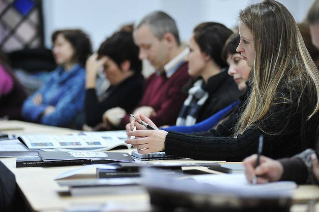 Filmavimo aikštelėje pluša Kauno pedagogai