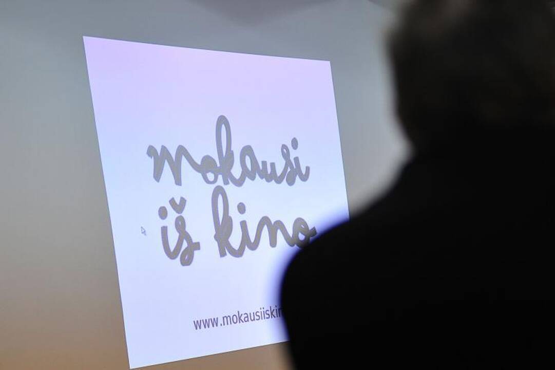 Filmavimo aikštelėje pluša Kauno pedagogai