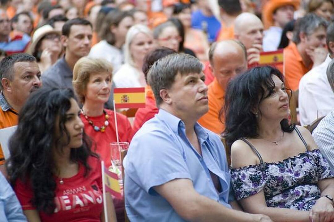 Vuvuzelos neprišaukė pergalės - "Vasaros terasoje" liejosi olandų apmaudas