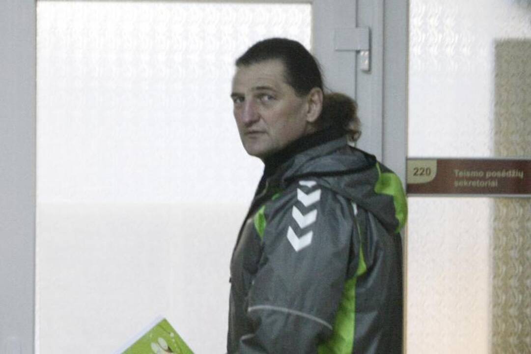 Prieš H.Daktarą liudijo valstybės saugomi asmenys (papildyta 19 val.)