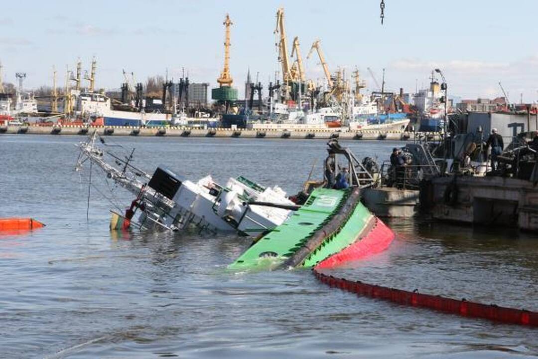 Už laivo „Barta“ nelaimę atsakys "Magdalenos" kapitonas ir uosto locmanas