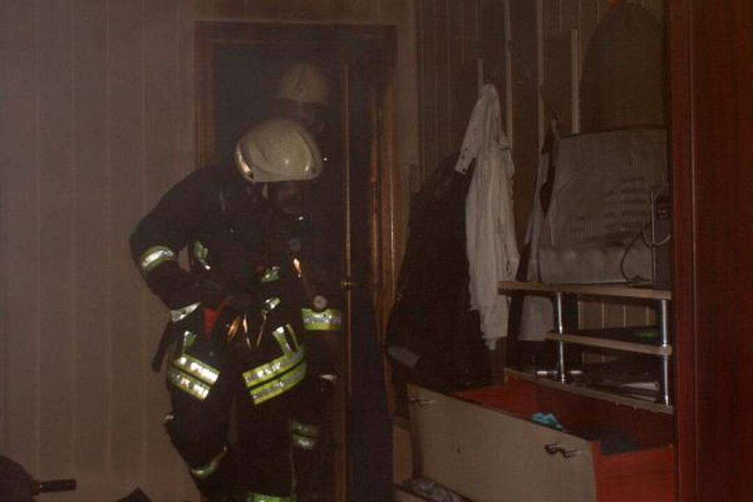 Šįryt liepsnojo namas Paupio gatvėje Vilniuje