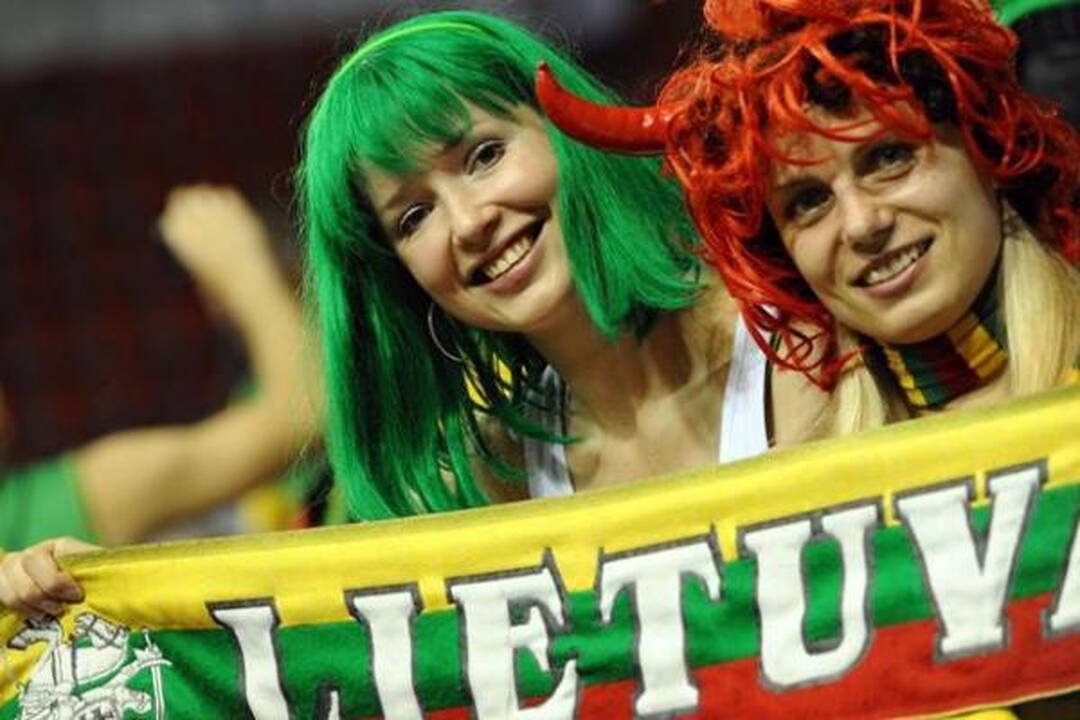 Lietuvos krepšinio rinktinės fanai triumfuoja: būgnus į arenas įsinešti bus galima 