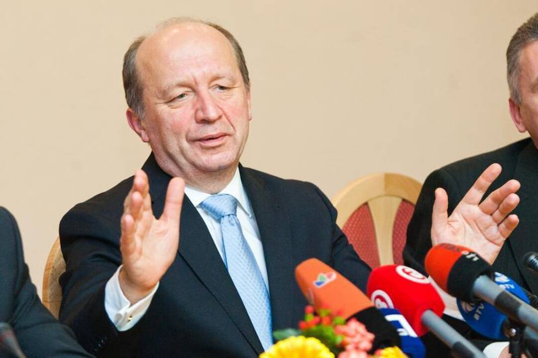 Premjeras neatsako, ar ministru bus siūlomas liberalcentristas