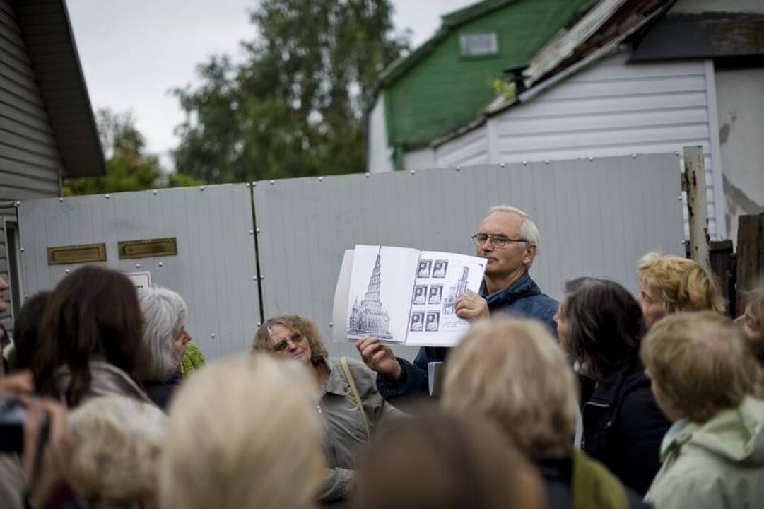 Istoriniais menininkų takais ieškota Žaliakalnio dvasia