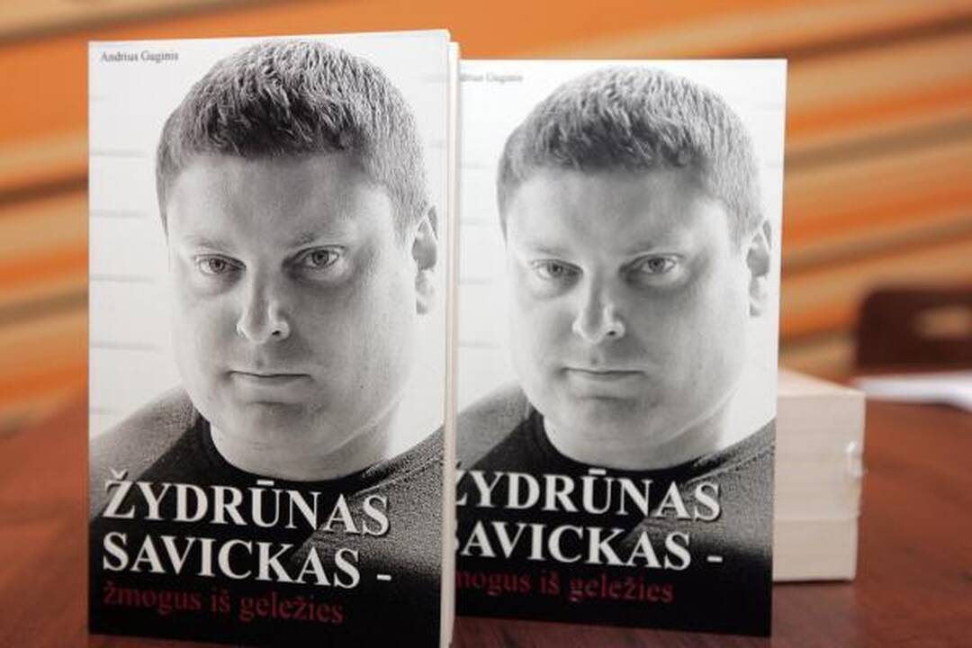 Ž.Savickas: A.Schwarzeneggeriui nuvežčiau lietuvišką knygos versiją